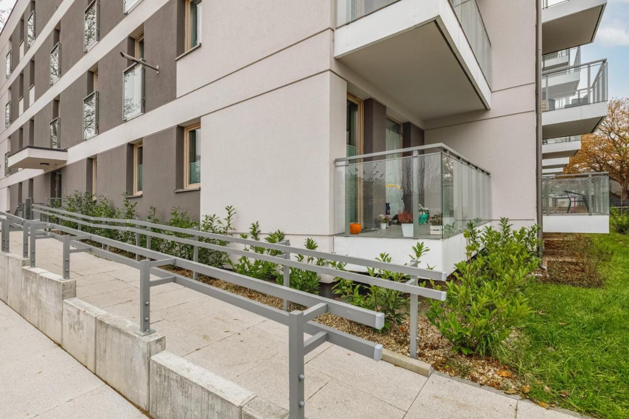 Green Square Apartment With Balcony Swinoujscie By Noclegi Renters Εξωτερικό φωτογραφία