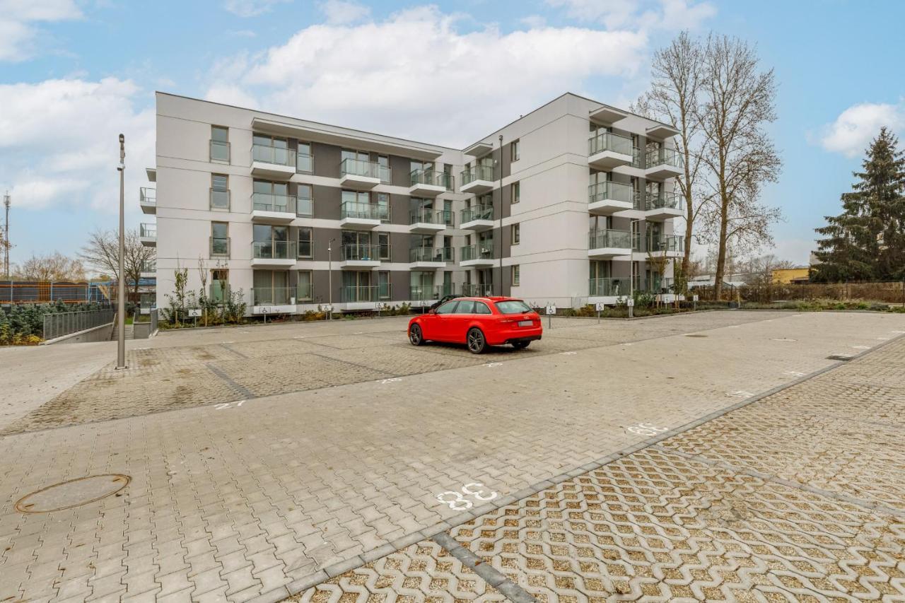 Green Square Apartment With Balcony Swinoujscie By Noclegi Renters Εξωτερικό φωτογραφία